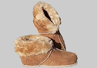 Village Shop - sheepskin slippers