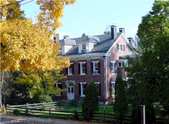 BrickHouse.jpg (38435 bytes)