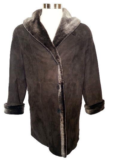 Spanish Merino Shearling Coat in brown blist